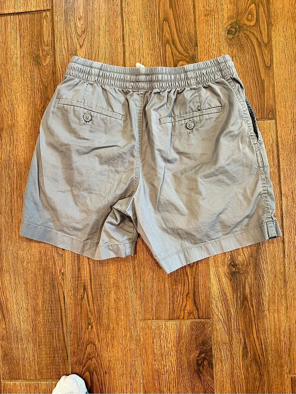 J.Crew Men's Gray Hybrid Shorts 6” / Small